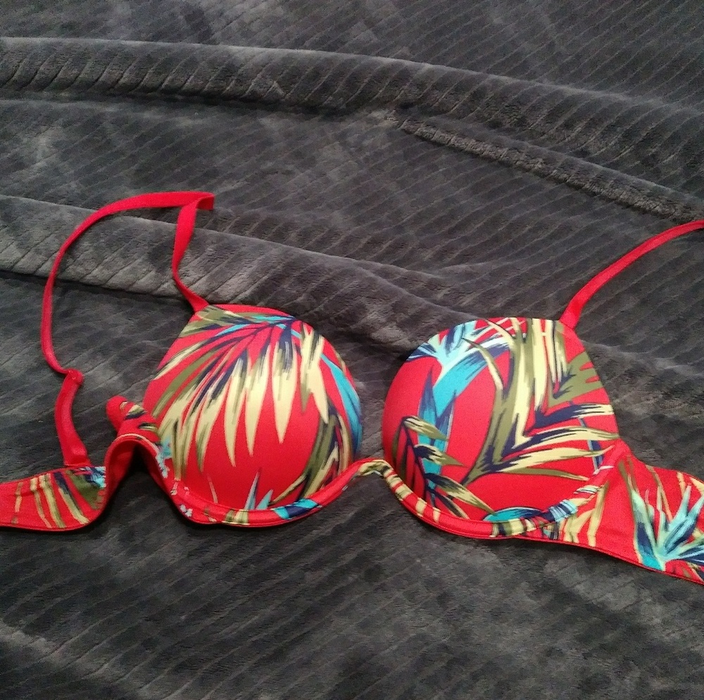 NWT Pink Victoria's Secret 🌴 red bra